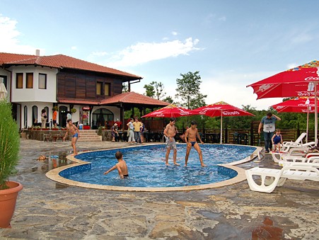 Хотел "Костел"